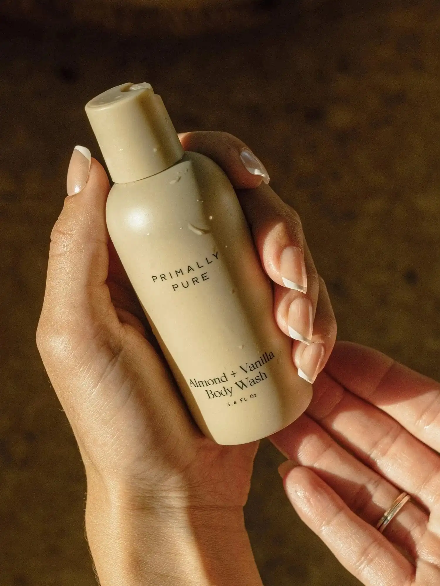 Almond + Vanilla Body Wash - Image 4