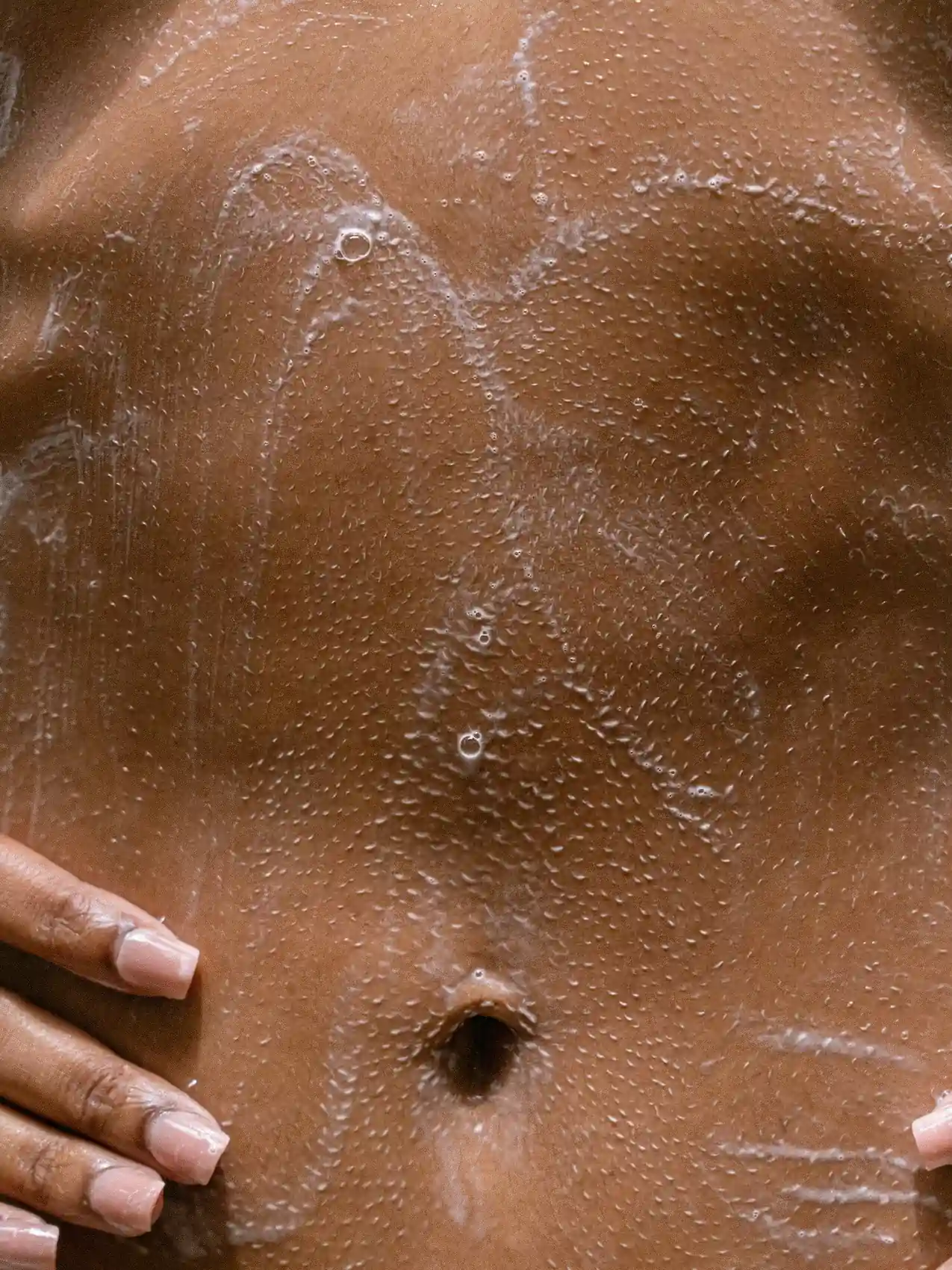 Almond + Vanilla Body Wash - Image 5