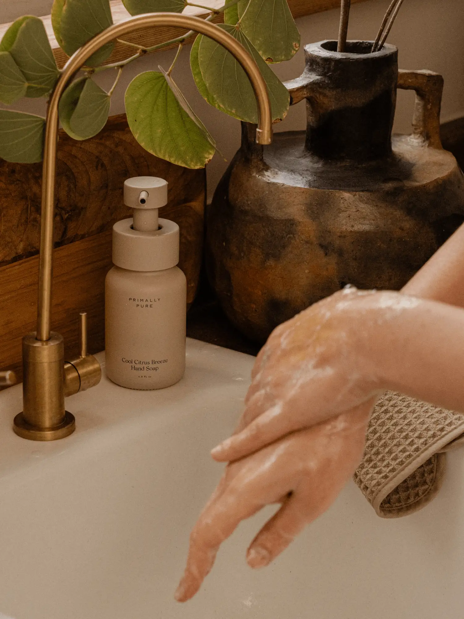 Cool Citrus Breeze Hand Soap - Image 2